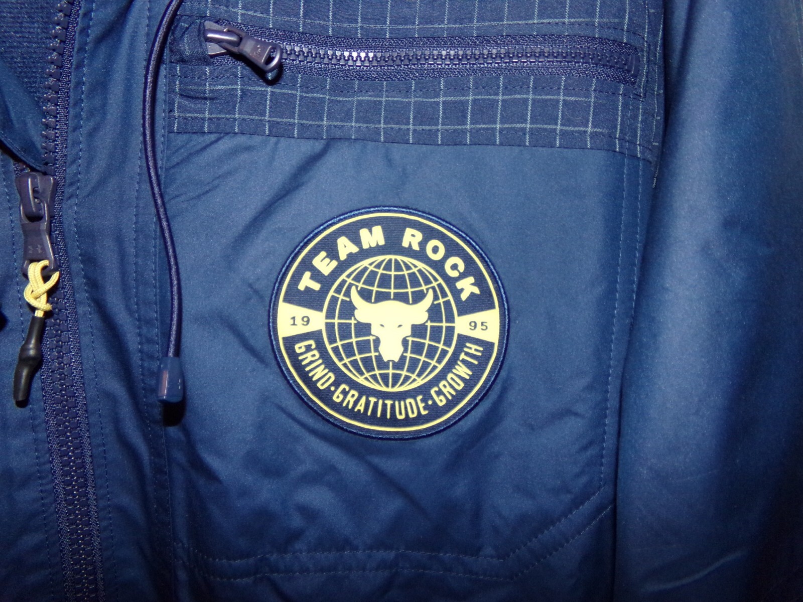 The Rock Under Armour Project Rock Mens Large Jacket … Gem