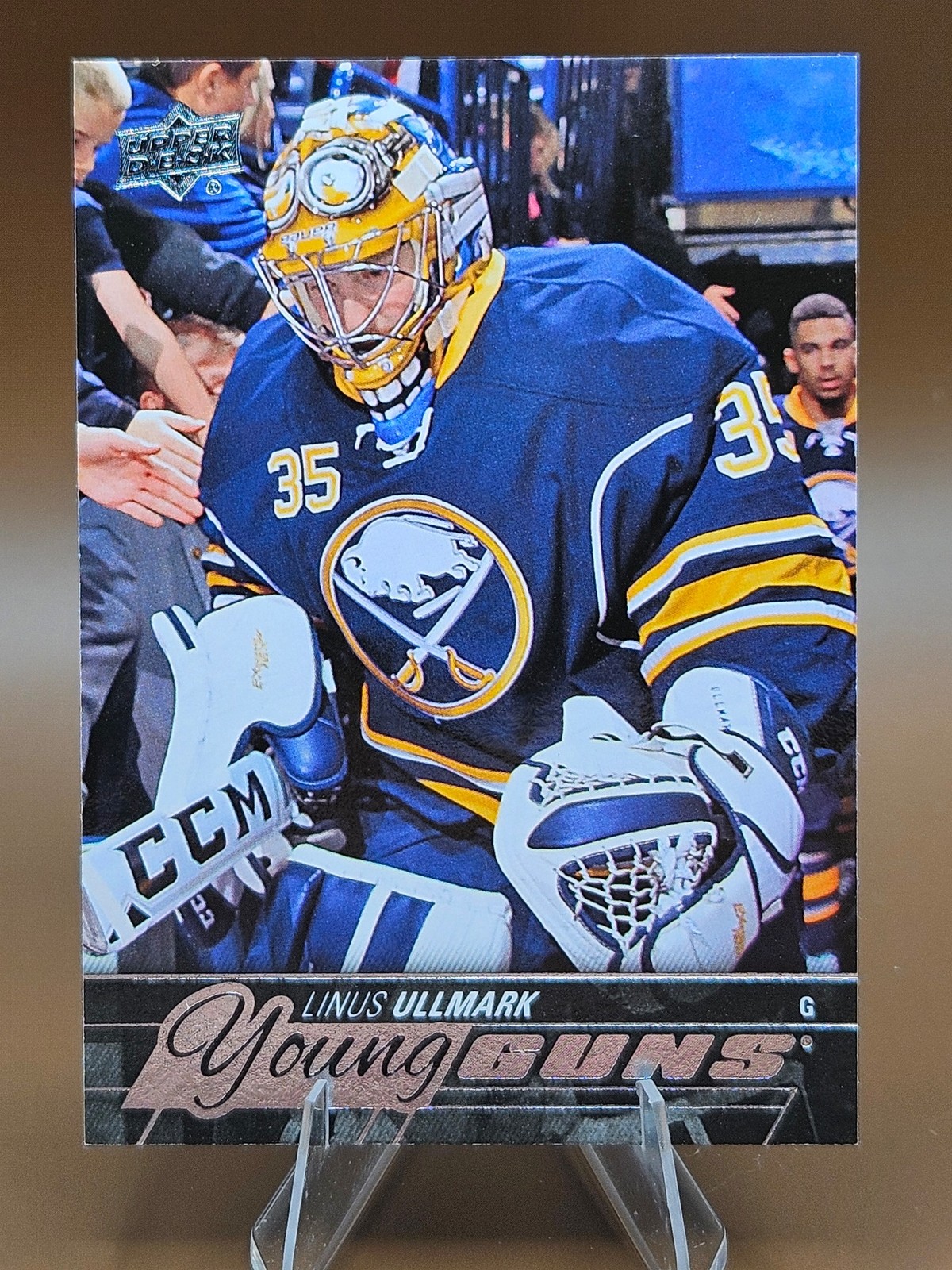 2015-16 Upper Deck #472 Linus Ullmark Young Guns