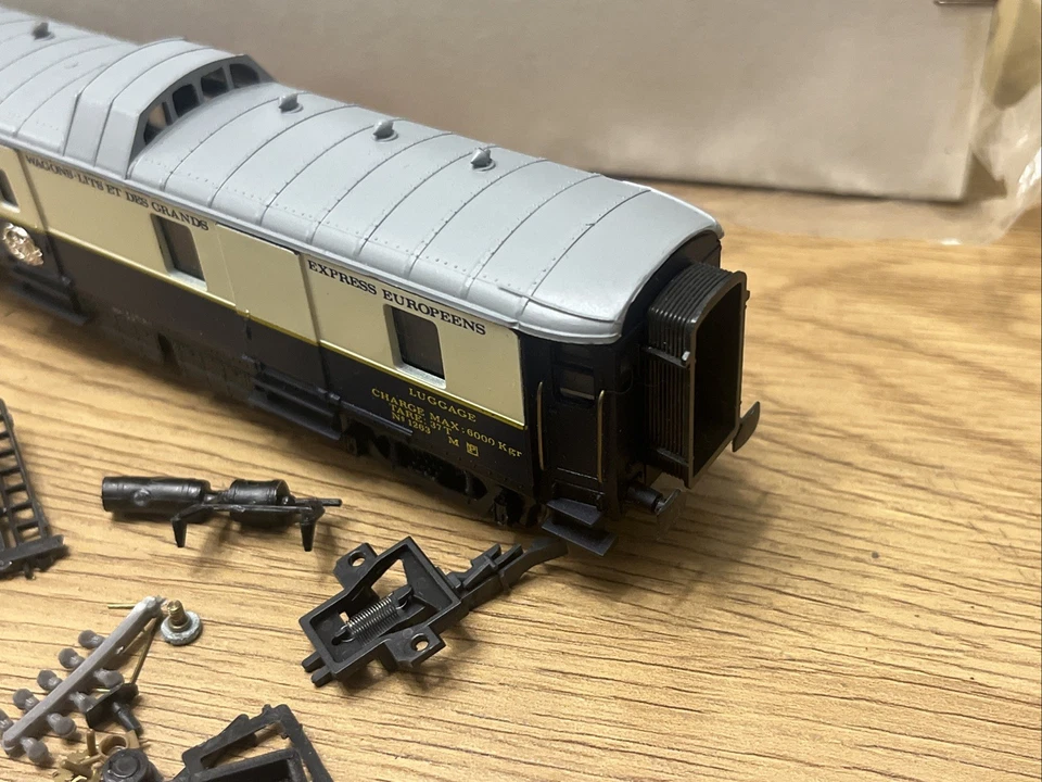 HO CIWL FOURGON ORIENT EXPRESS N°1263   EP 2 FRANCE TRAINS  A Restaurer - Photo 3/4