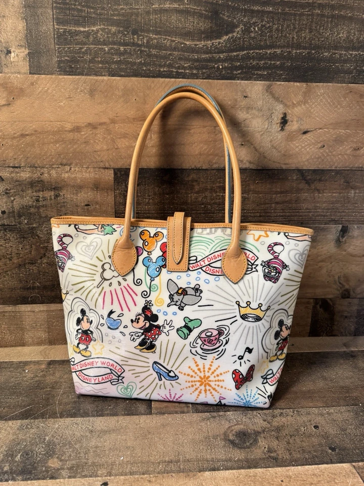 Bolso Cartera Dooney & Bourke Disney Sketch Leer más abajo Foto 4 de 4