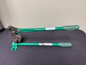 GREENLEE TEXTRON 36587 INDUSTRIAL THREADED ROD CUTTER TOOL 3/8-16  & 1/4-20 USA