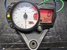 06-07 SUZUKI GSXR 600 OEM GAUGE DISPLAY CLUSTER SPEEDOMETER TACHOMETER 2006