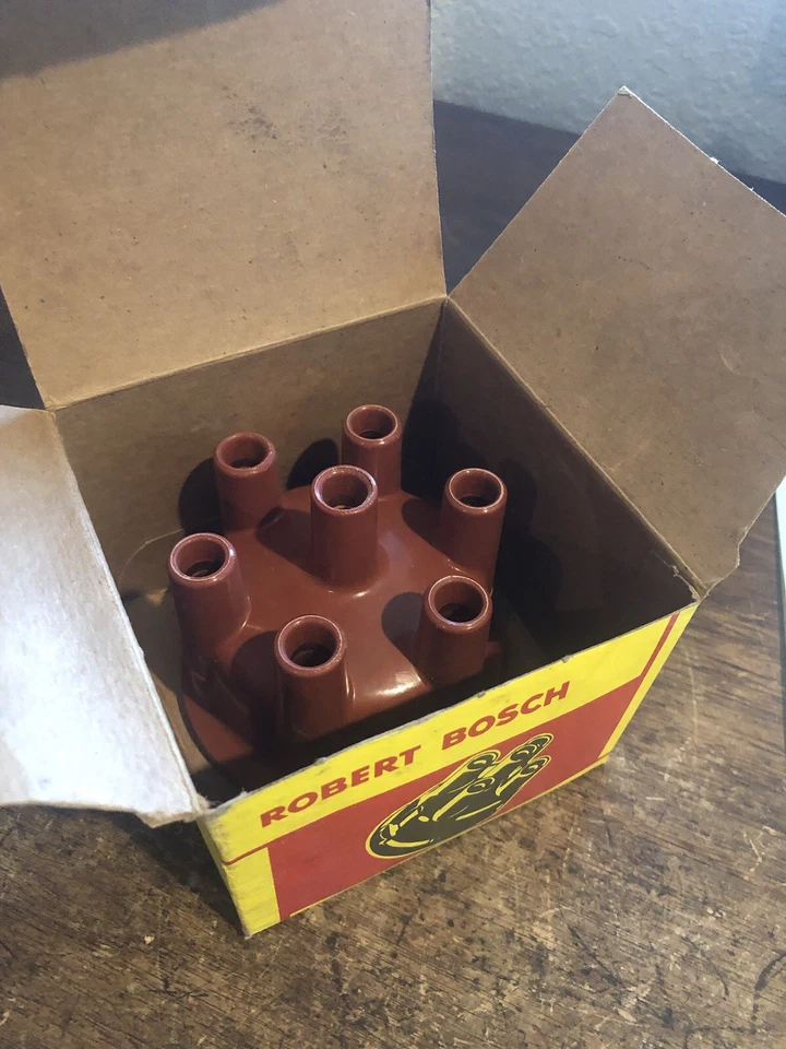 NOVA TAMPA DISTRIBUIDORA BOSCH PORSCHE 911 SC 3.0 911 Turbo 3.0, 3.3 (1975-83) BOSCH - Imagem 2 de 4