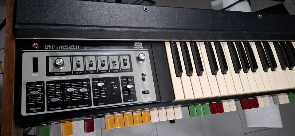 🎹 Seltene Gelegenheit! Roland SH-2000 Vintage Synthesizer – Recapped! MOOG🎶🛠️ - Bild 3 von 4