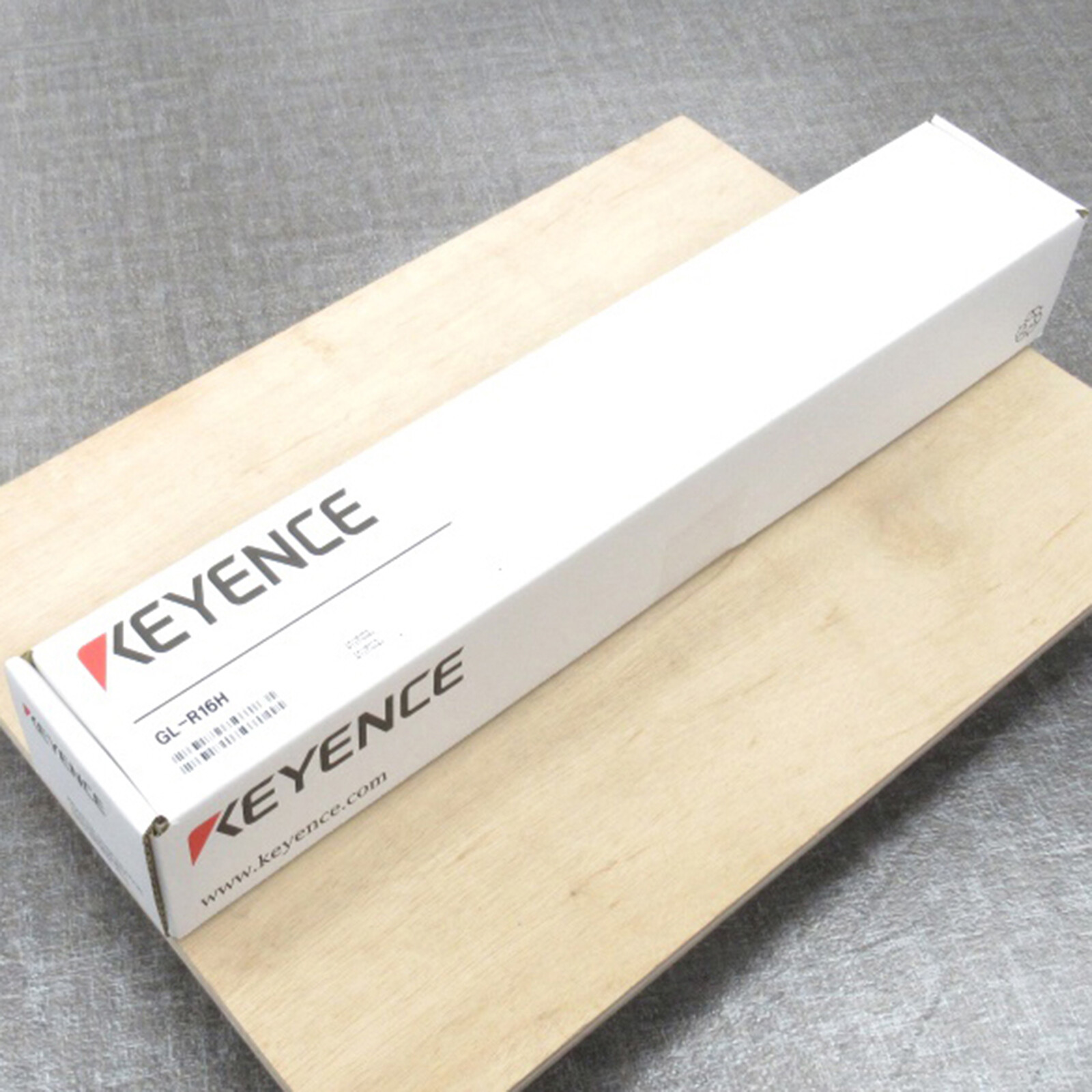 KEYENCE セーフティライトカーテン 16光軸 GL-R16H KEYENCE セーフティライトカーテン 16光軸 GL-R16H