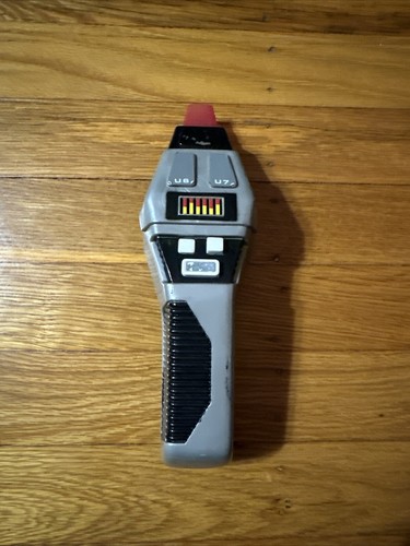 Vintage 1992 Playmates Star Trek The Next Generation Type 2 Phaser Halloween Cosplay