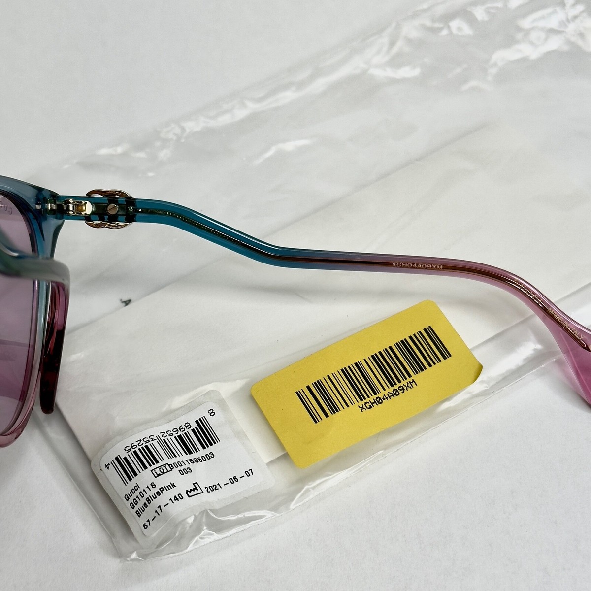 GUCCI GG0061S ブルーサングラス 3点セット GUCCI GG0061S ブルー