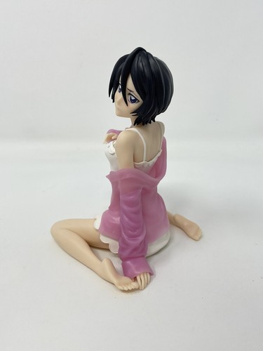 Bleach Rukia Kuchiki Relax Time Statue - Picture 4 of 15