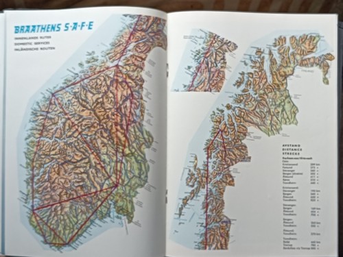 benvenuto a bordo BRAATHENS S.A.F.E. brochure B737 F27 + foto hostess 1967 - Foto 4 di 8