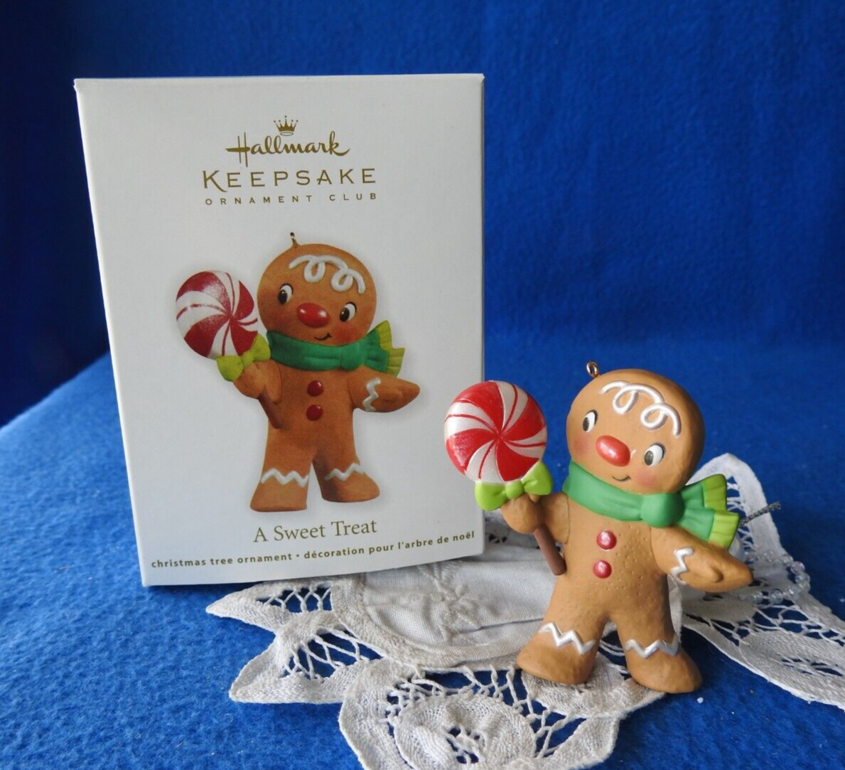 Hallmark Ornament 2011 A Sweet Treat Gingerbread Man  KOC Exclusive