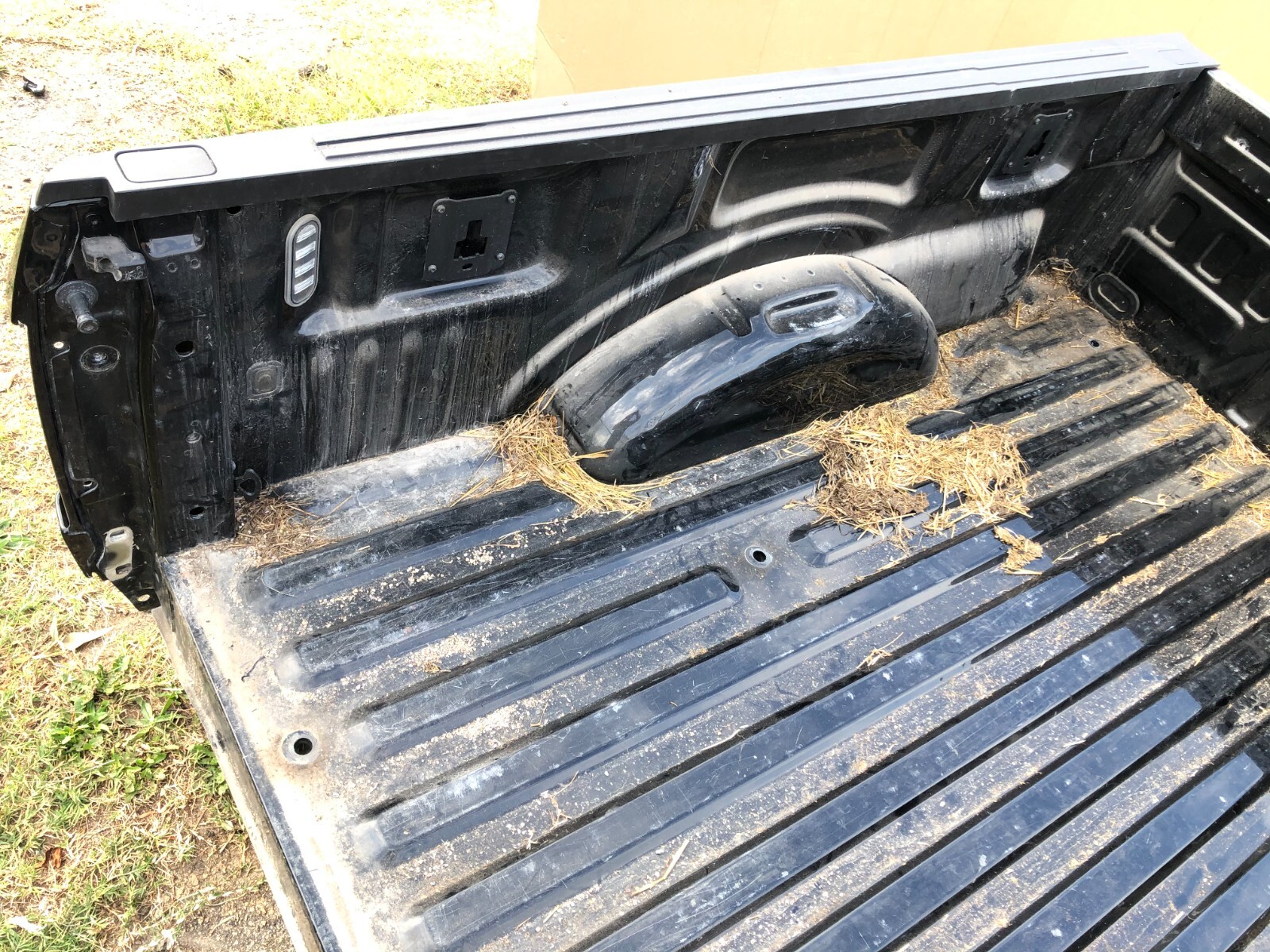 20152019 FORD F150 5.5' FOOT TRUCK BED ASSEMBLY OEM DELIVERY NOTES