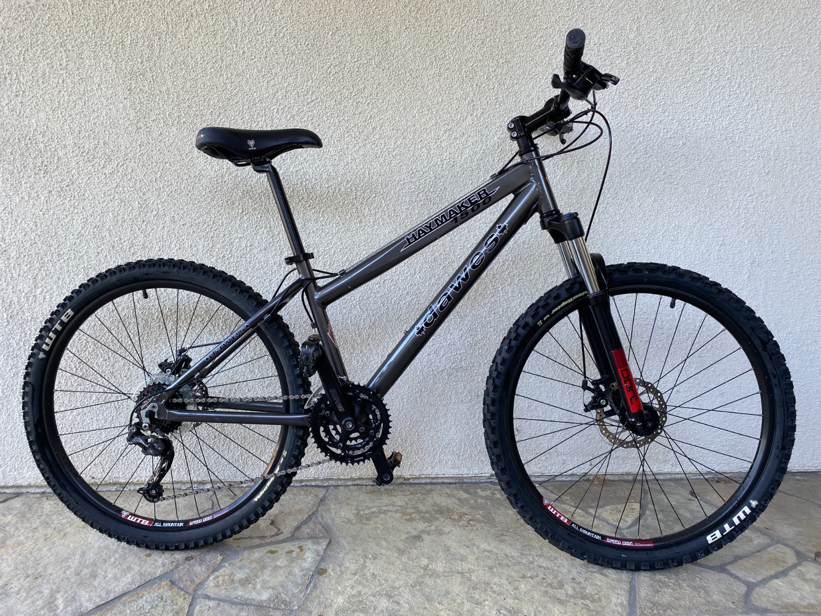 (Fullerton, CA) (Small) Dawes Haymaker MTN Bike Shimano Rock