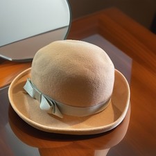 Doeskin Felt 100 Wool Michelle Hat XS Light Peach Color