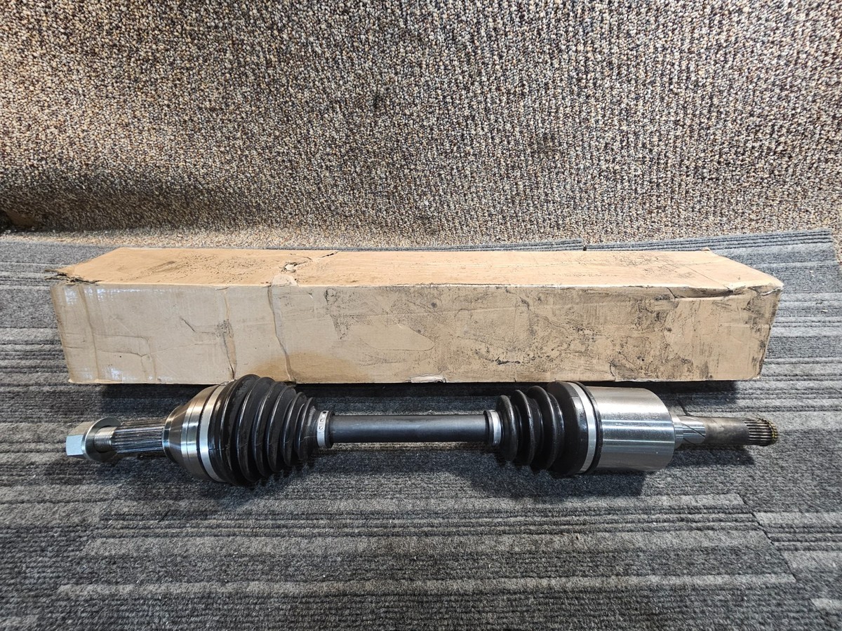 ちか　38 SurTrack NI-8348 Front Driver Side CV Axle Shaft For Nissan Rogue