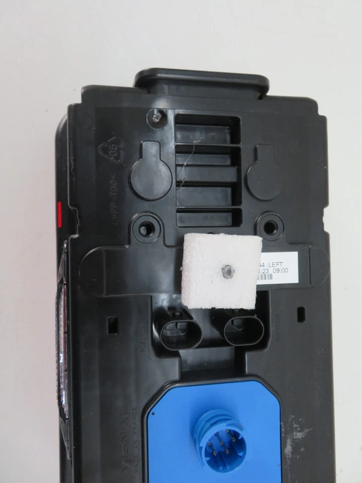 VW CRAFTER NS REAR TAIL LIGHT 478222170 2006-2017 - Image 4 of 4