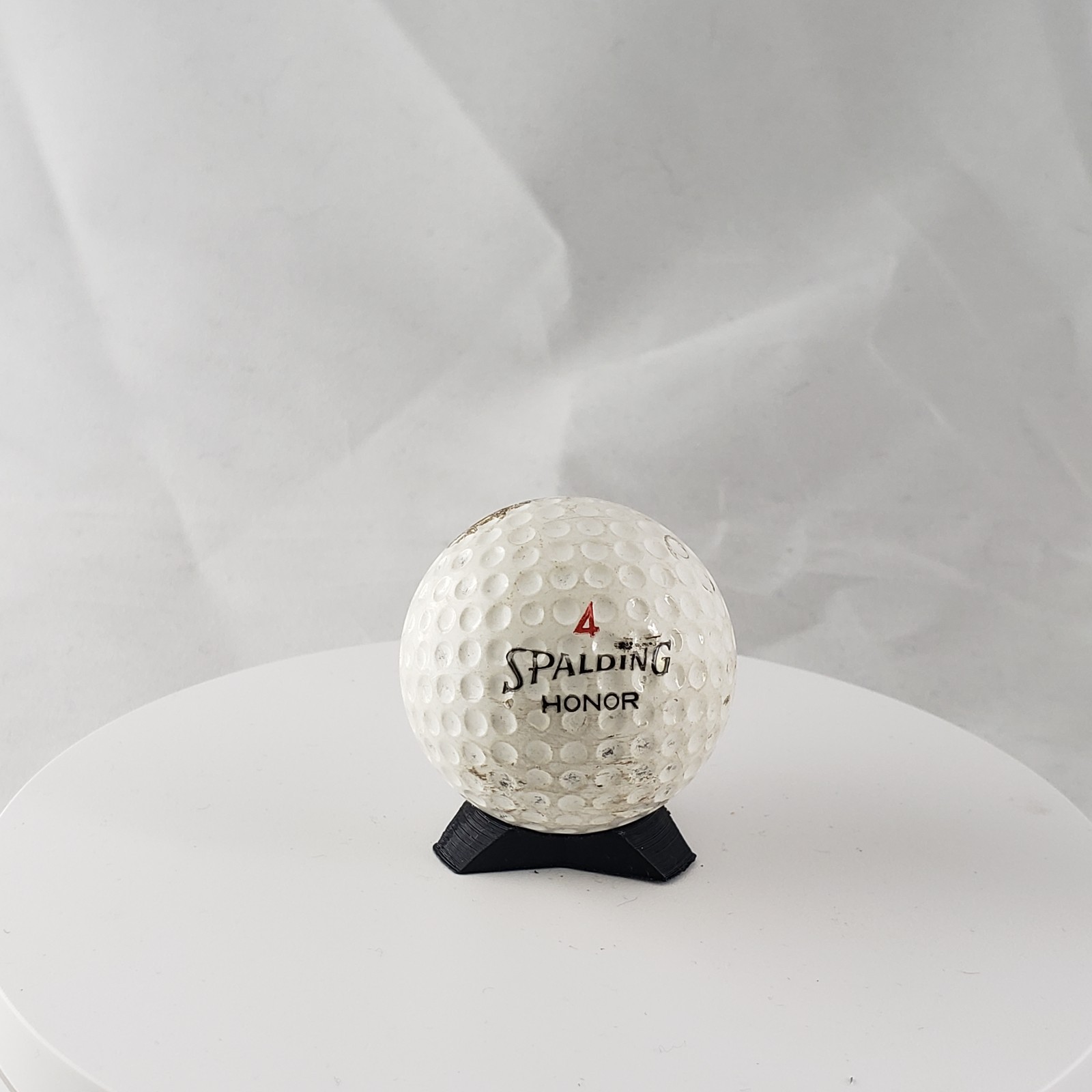 Spalding Honor - Vintage Golf Ball - Collectable / Rare