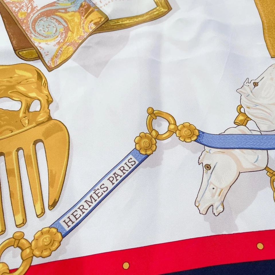 HERMES Bufanda Carre90 Cuadrada de Seda "Memoire d'Hermès" Azul De JP... - Imagen 4 de 4