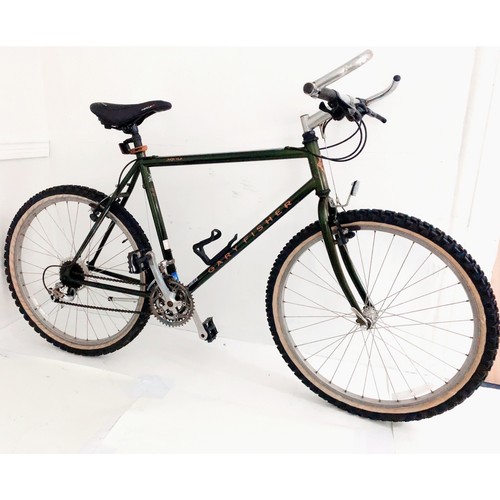 dark green mountain bike