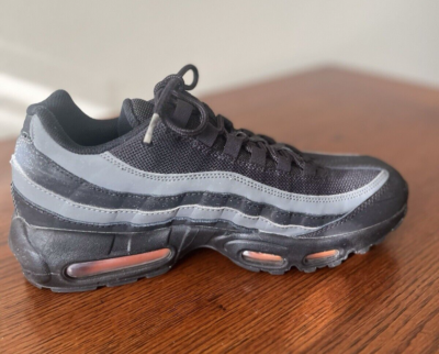 Nike Air Max 95 Black Grey Safety Orange Black Suede Size
