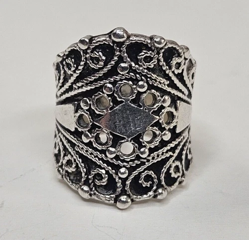 Vintage Ring Womans Sterling Silver Size 6 1/2   8.7g  925