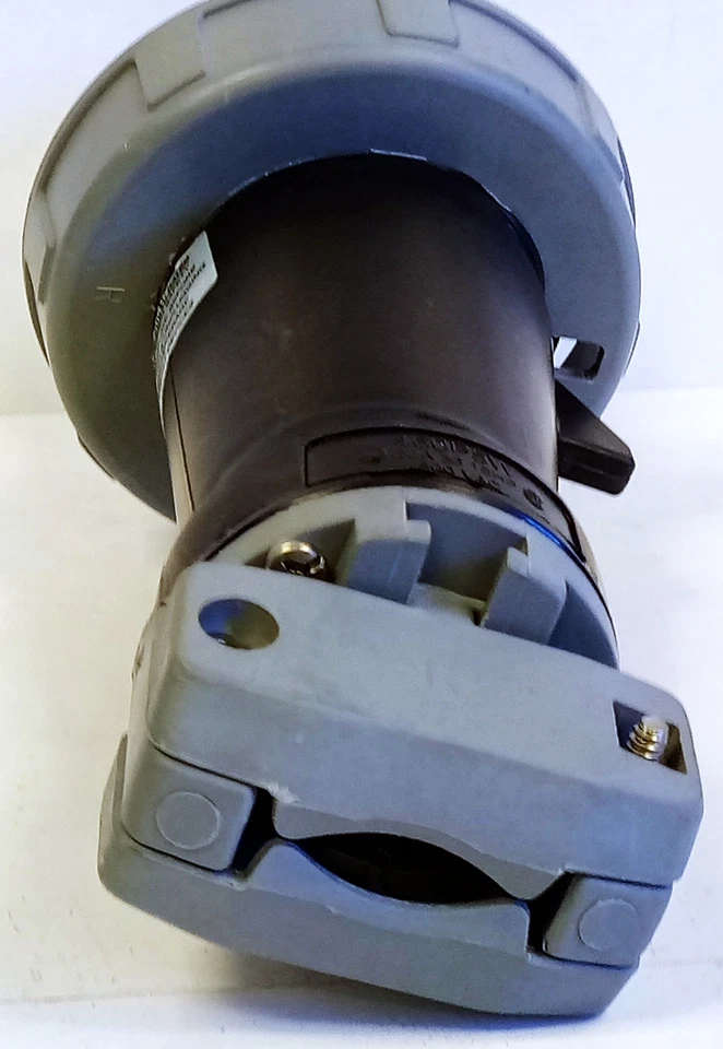 Hubbell 460P5W 3-Pole 4-Wire 600 V 60 A 3-Phase 15 HP Male Plug - Image 3 of 4