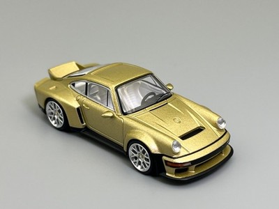 Singer DLS Turbo Porsche 911 Custom Gold Poprace 1/64 scale