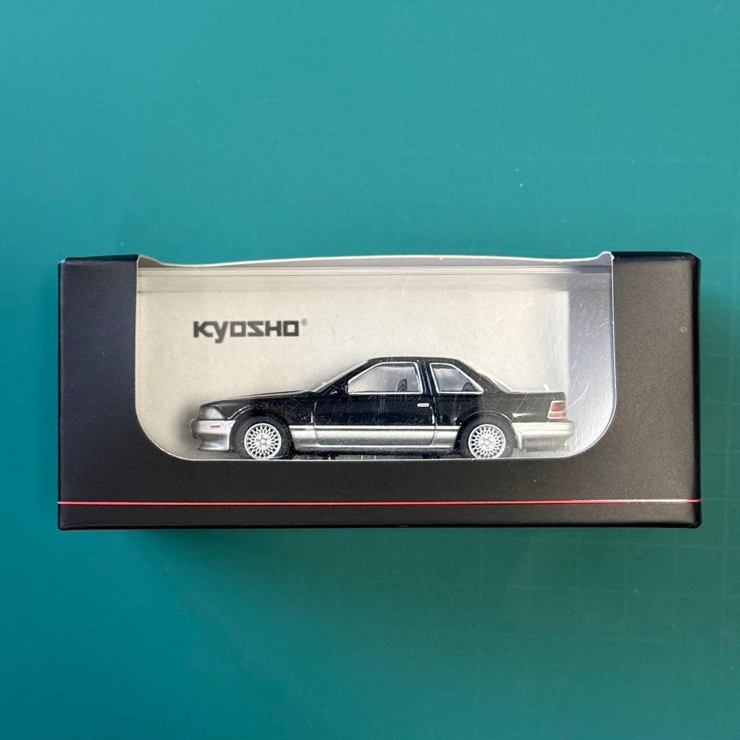 Kyosho 1:64   Toyota Soarer Black Silver Mini Car