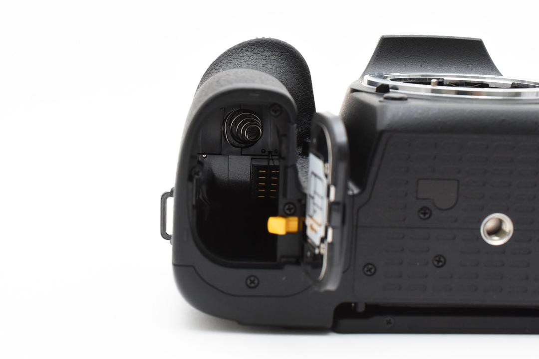 Almost unused Nikon D7500 Wi-Fi Bluetooth 8086 Camera | eBay Almost unused Nikon D7500 Wi-Fi Bluetooth 8086 Camera | eBay