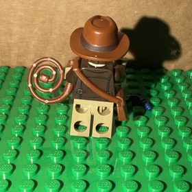 Authentic LEGO Indiana Jones 7626 Minifigure &ndash; NEW &ndash; Hat, Satchel & Bull Whip