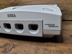 Sega Dreamcast HKT-3020, Powers On, No Disc Spin, (READ DESCRIPTION)