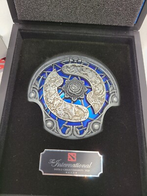 ゲームキャラクター Dota2 TI5 TI6 TI7 TI8 Collectors aegis Dota 2 TI 2018 Collector Aegis Green 1 5 Scale Figure Limited from