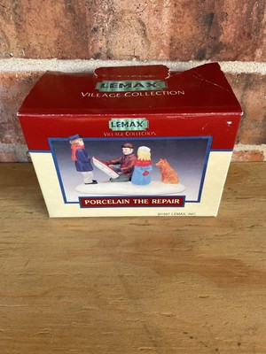  Lemax Christmas Village Porcelain Number 73220 The Repair NEW 