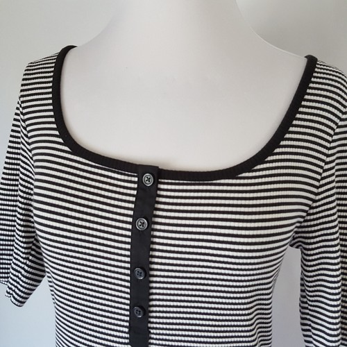 J Crew Vintage Rib Henley T-shirt Top Size M Black White Square Neck Stripe - Picture 2 of 7