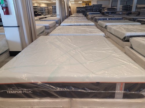 Tempur-Pedic LuxeAdapt Soft King Mattress!