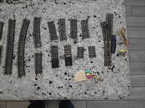 100+ HO Scale Train Tracks AHM, Bachmann, Lionel, Unbranded - Picture 5 of 6