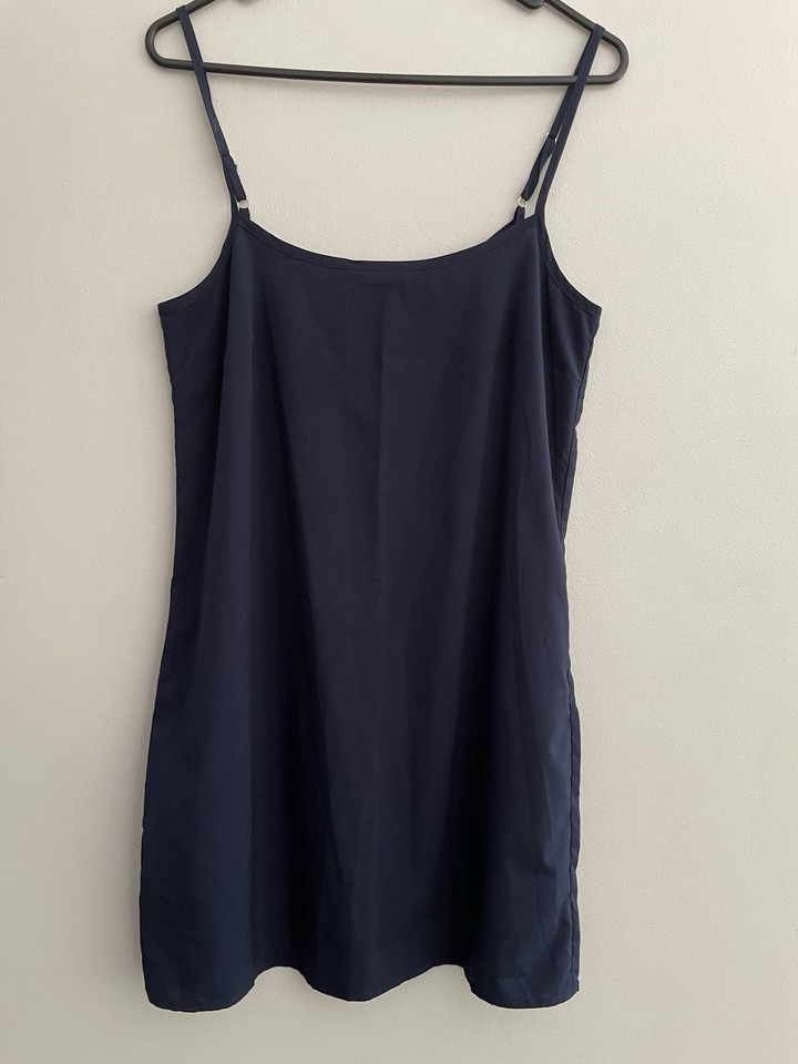 French Connection🌹size 8 Mini Cami Spaghetti Strap Adjustable Navy Slip Dress