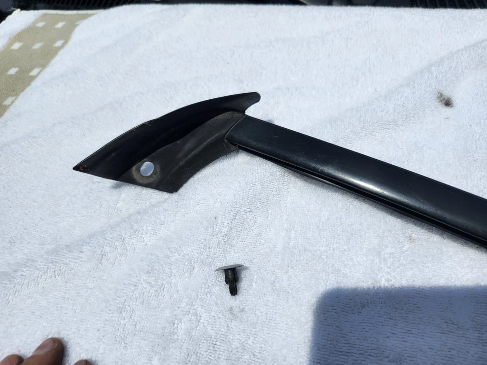 Toyota Highlander 2001-2007 parabrisas lado derecho pasajero sello de goteo moldura  Foto 2 de 4