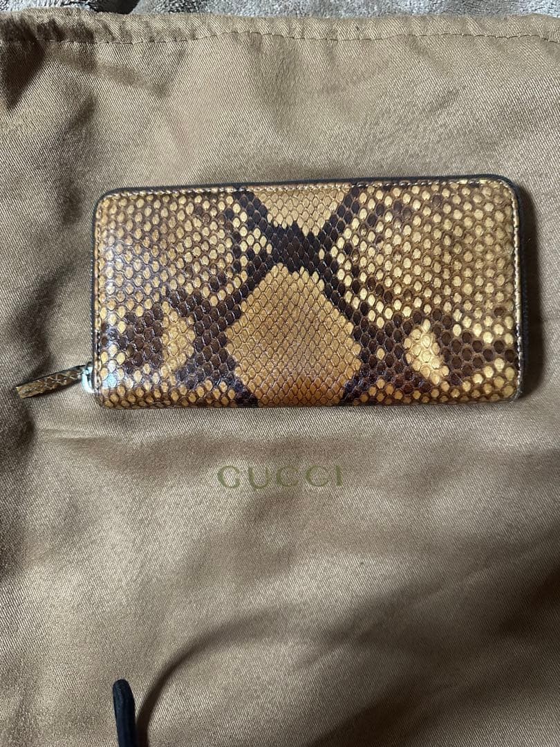 ❤️GUCCI❣️❤️Rare Python round zipper long wallet - image 2