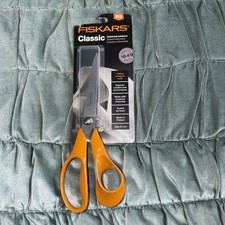 Fiskars Classic General Purpose Scissors 21cm  Sharp & Comfortable Damaged Box