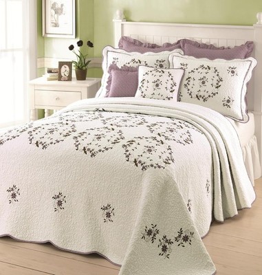 Modern Heirloom Gwen Bedspread - Queen,White,QUEEN 102X118''