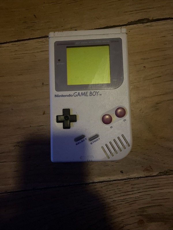 Original Gameboy  (not working spares/repair) DMG-01
