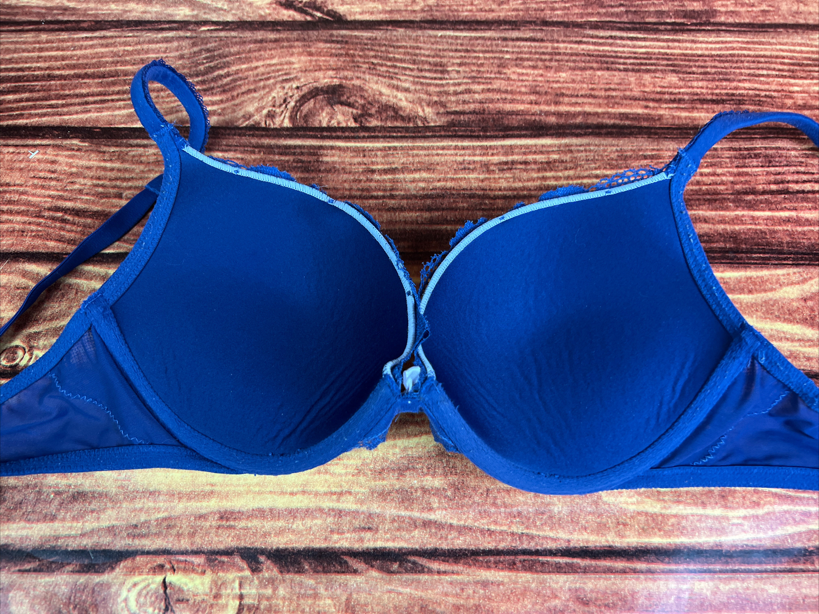 Body by Victoria's Secret Blue Padded Push Up Floral Lace Underwire Bra