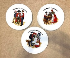 Set of 12 French Alsatian porcelain choucroute sauerkraut diner plates 9.5 in.