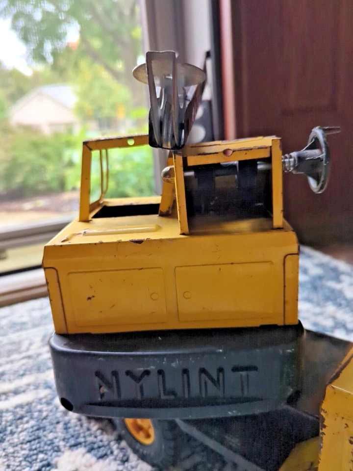 Grúa Nylint Michigan vintage años 70 con pala de cubo de almeja Foto 2 de 4