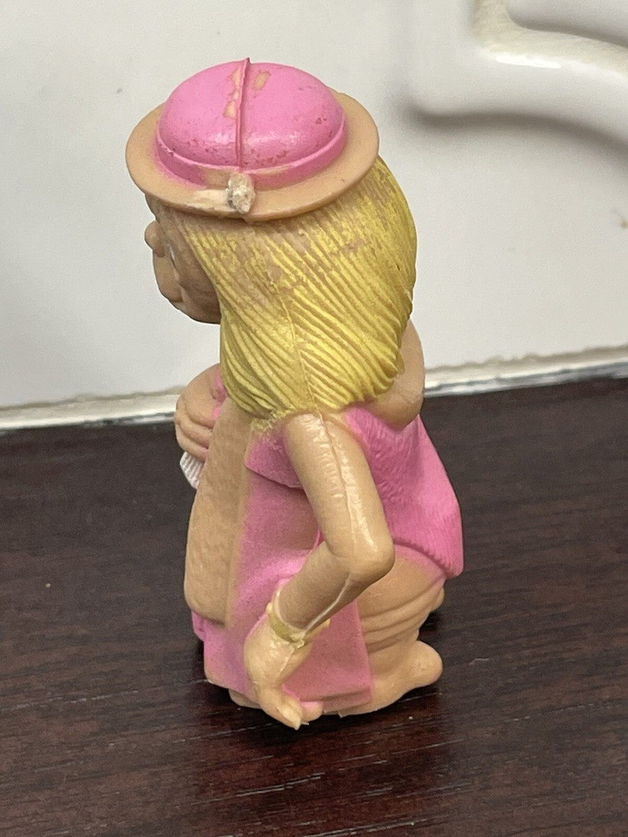 Vintage 1982 ET THE EXTRATERRESTRIAL Dressed Up As Girl 2" PVC Toy Figure | eBay Vintage 1982 ET THE EXTRATERRESTRIAL Dressed Up As Girl 2" PVC Toy Figure | eBay