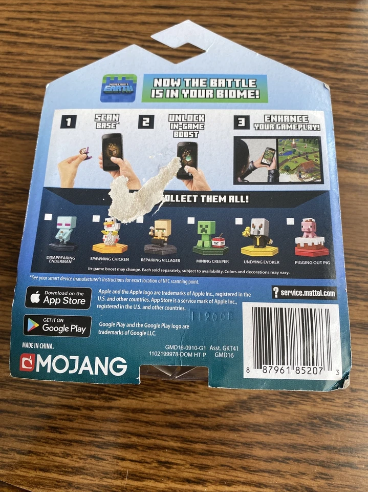 Minecraft Earth Boost Minis Pigging Out Pig & Undying Evoker Figure 2-Pack - Image 4 of 4