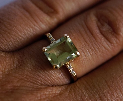 R226 Genuine 9ct Yellow GOLD NATURAL Green Amethyst & Diamond Ring size M - Picture 4 of 5