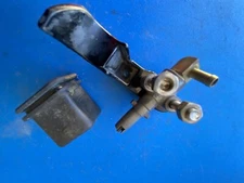 MERCURY FUEL CONNECTOR FITTING CASTING 90° FITTING 73419 Bracket Grommet