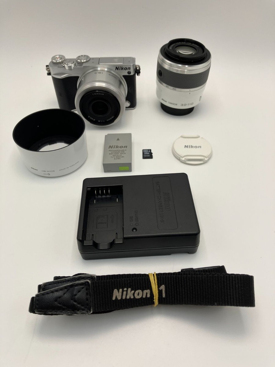 ニコン　J5 MODEL 1NILLOR DoubleLensKit NIKON 1 J5 Silver Double Lens Kit 18.5mm 30-110mm JAPAN Tested