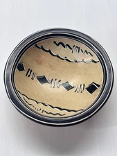 Soap Stone Dish 4 inch Primative Native Dish Trinket Dish